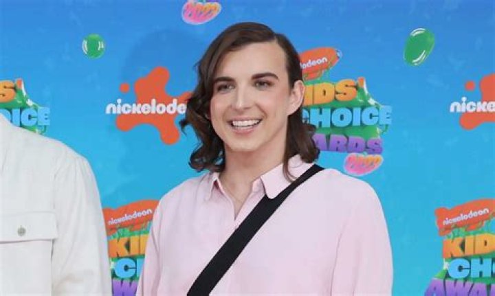 AustinShow Opened Up About Being Gay On His Twitch Channel