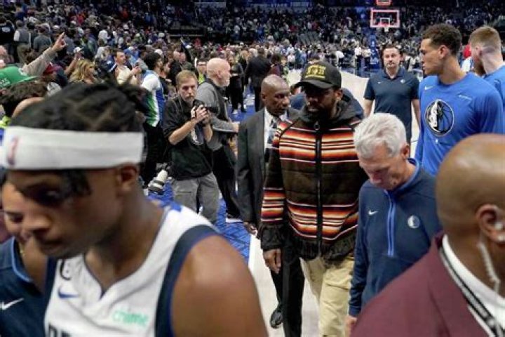 
Dallas Mavericks hit with $750,000 fine by NBA for tanking game against Chicago Bulls: All you need to know 