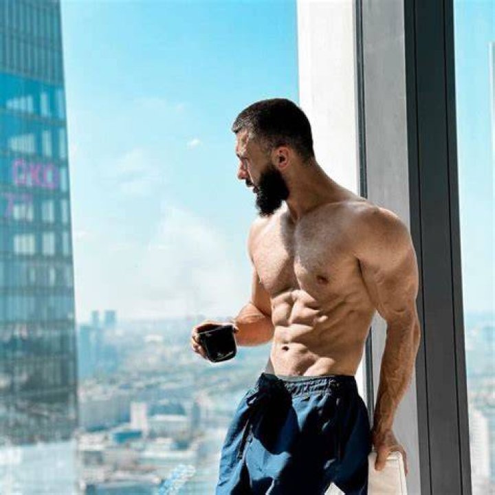 Geneive Abdo Height, Weight, Net Worth, Age, Birthday, Wikipedia, Who, Nationality, Biography